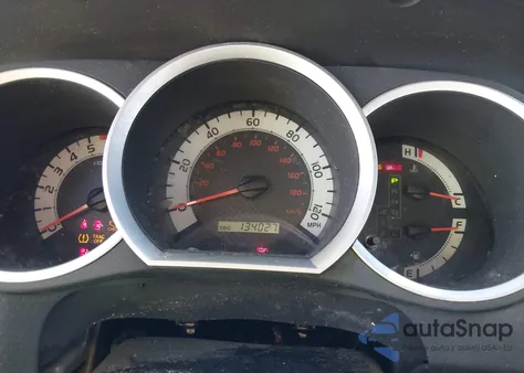 2015 Toyota Tacoma Prerunner V6 из США, поврежденный, VIN 3TMKU4HN2FM042647